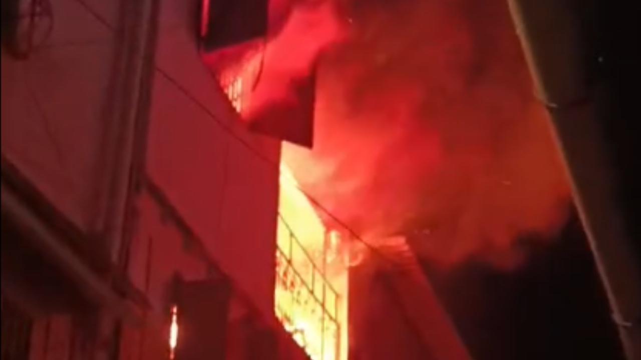 ​Massive fire breaks out on second floor of house in Malvani 