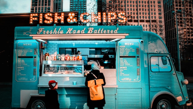6 Food Trucks Around The World That Locals (And Tourists) Swear By