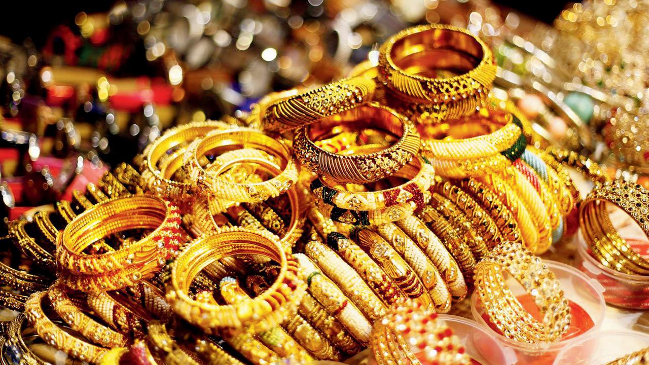 ​Three held for stealing gold jewellery worth over Rs 13cr 