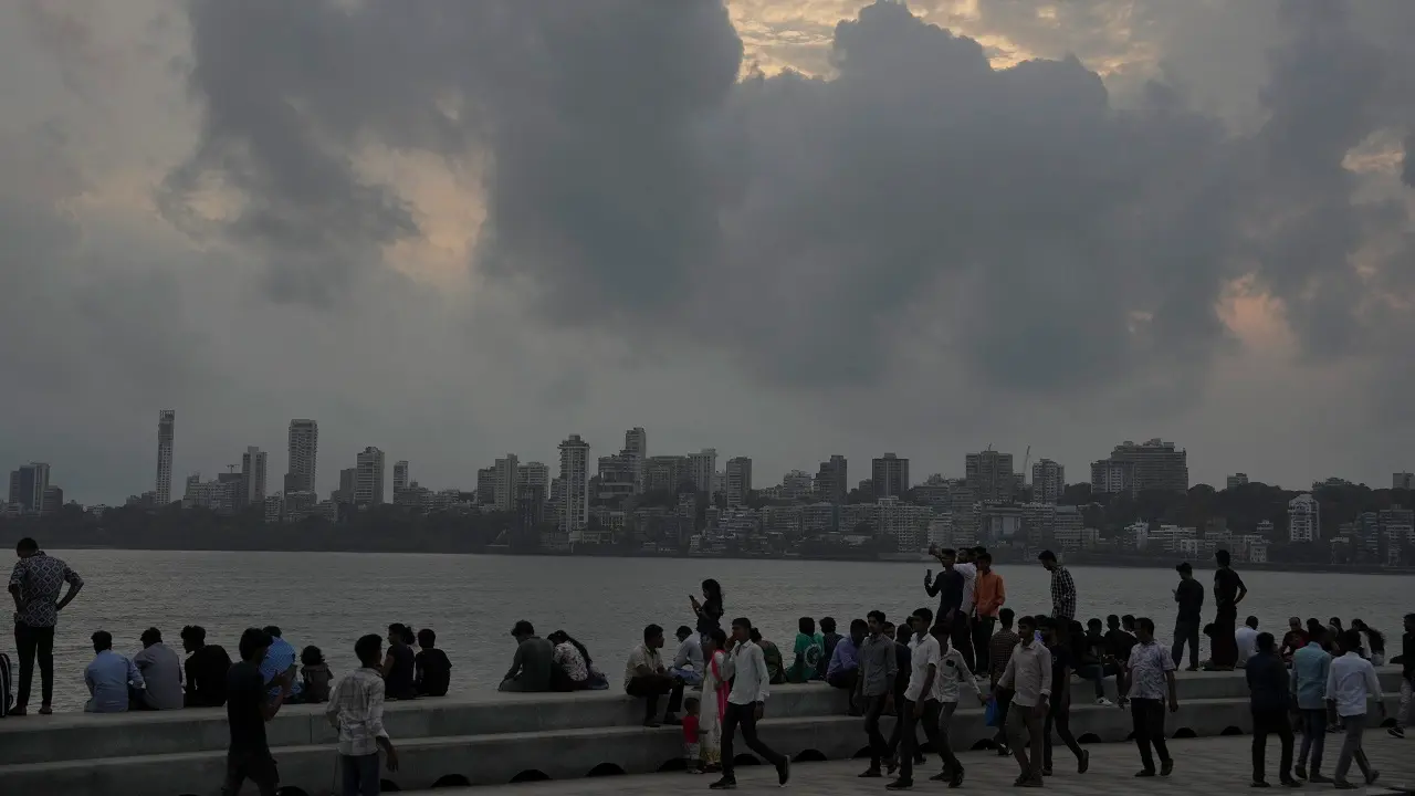 ​Mumbai weather updates: IMD issues yellow alert for city; orange alert for Thane 
