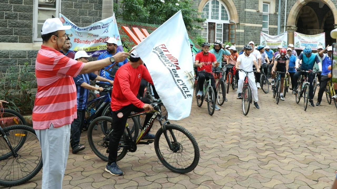 ​Fit India Movement: WR organises special cycle rally in Mumbai 