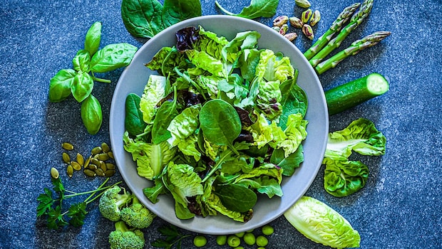 How To Keep Spinach, Methi And Coriander Fresh During The Monsoon Season