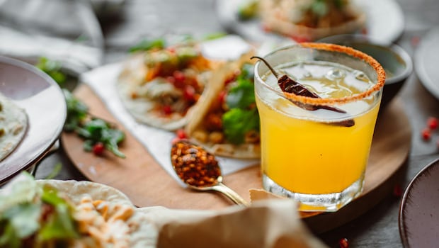5 Common Kitchen Tools You Can Use To Make Restaurant-Quality Cocktails At Home