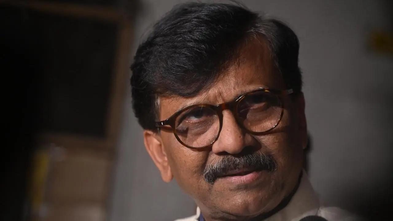 ​Raut questions Fadnavis`s `silence` on Shiv Sena minister`s `cash bag` video 