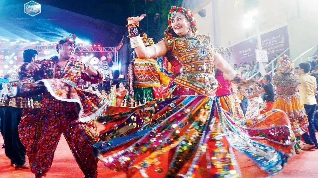 This Navratri 2025, here’s your guide to Indo-western fusion fashion