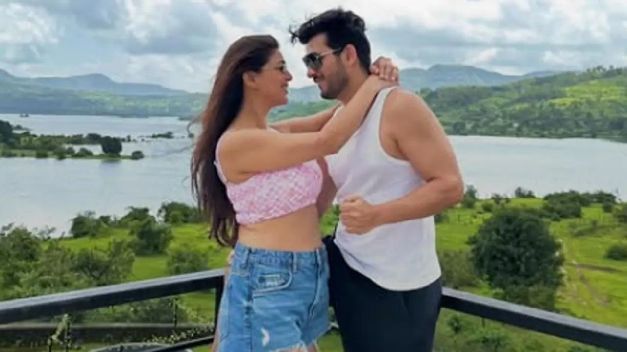Neha Swami says the house feels empty as she misses husband Arjun Bijlani 
