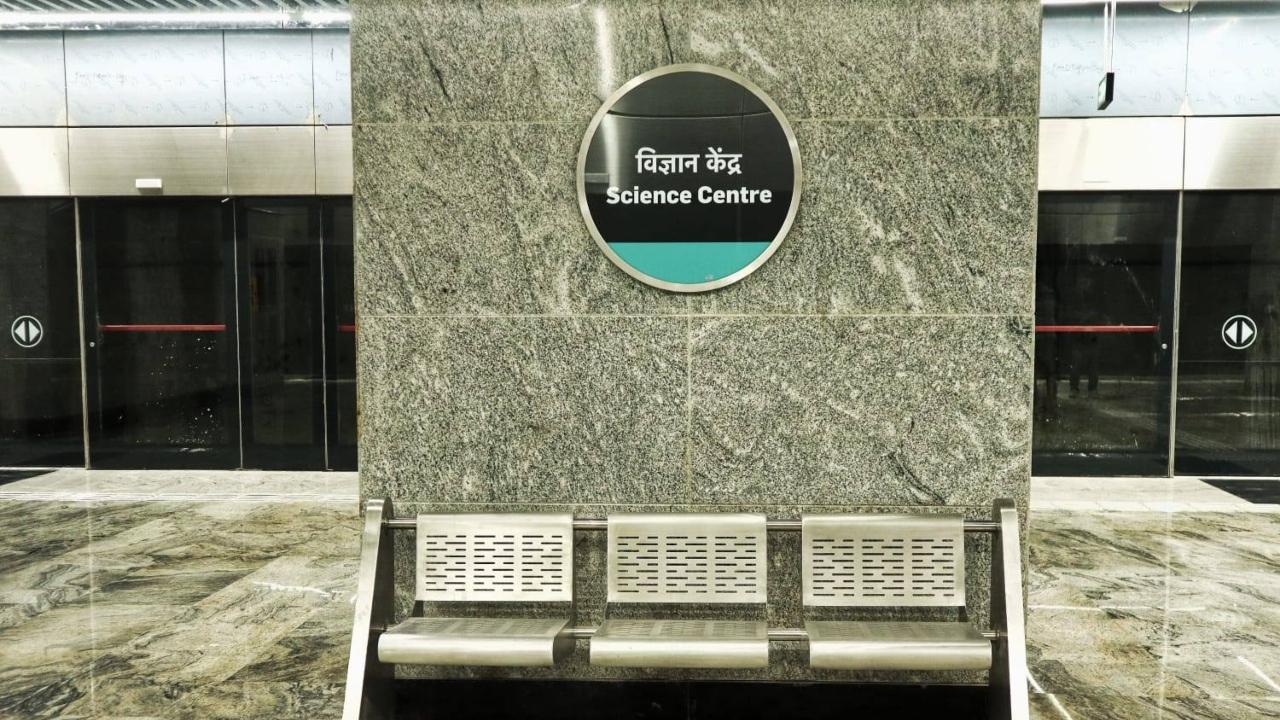 ​Congress, BJP lock horns over dropping of Nehru’s name from Metro station 