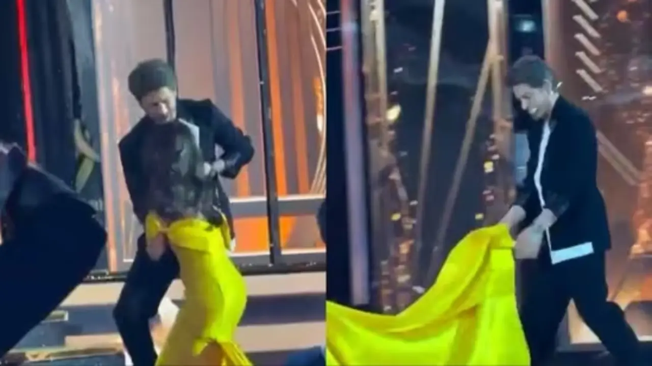 Shah Rukh Khan saves Nitanshi Goel as she trips at Filmfare Awards 