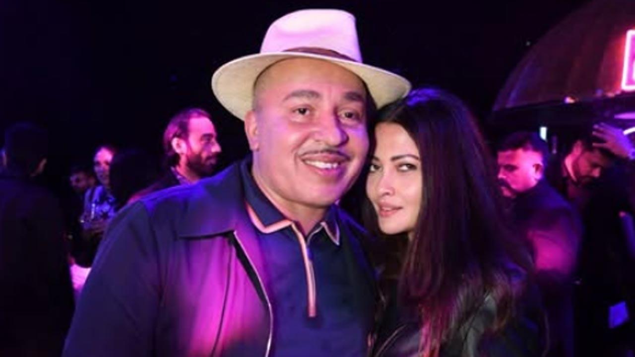 Riyaa Senn poses with Mambo No. 5 hitmaker Lou Bega 