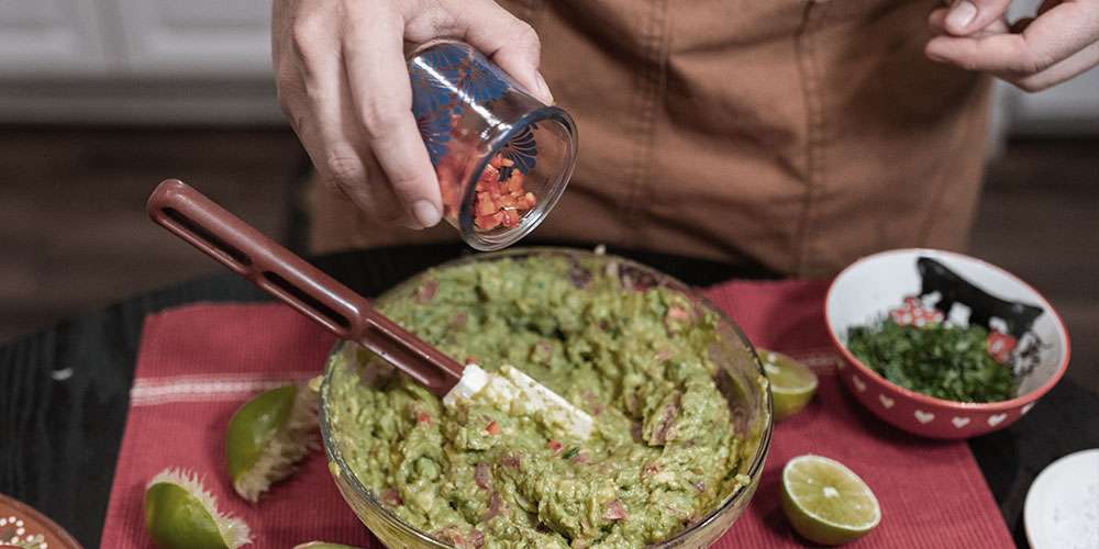 7 Unbelievably Easy Sandwich Spreads You Can Make In Under 10 Minutes