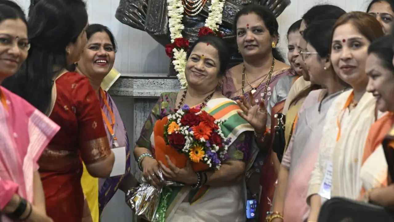 ​Shiv Sena (UBT) leader Kishori Pednekar becomes first woman LoP in BMC 