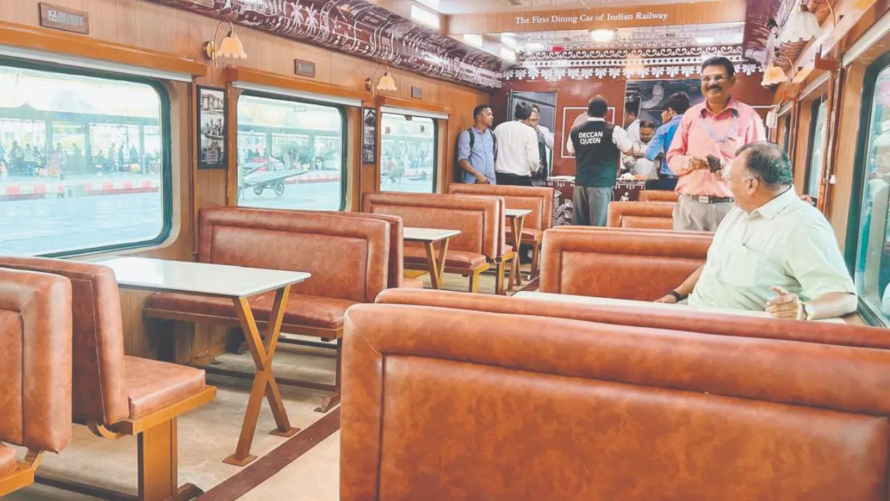 Deccan Queen goes vintage chic at `Train Mahotsav` in Mumbai