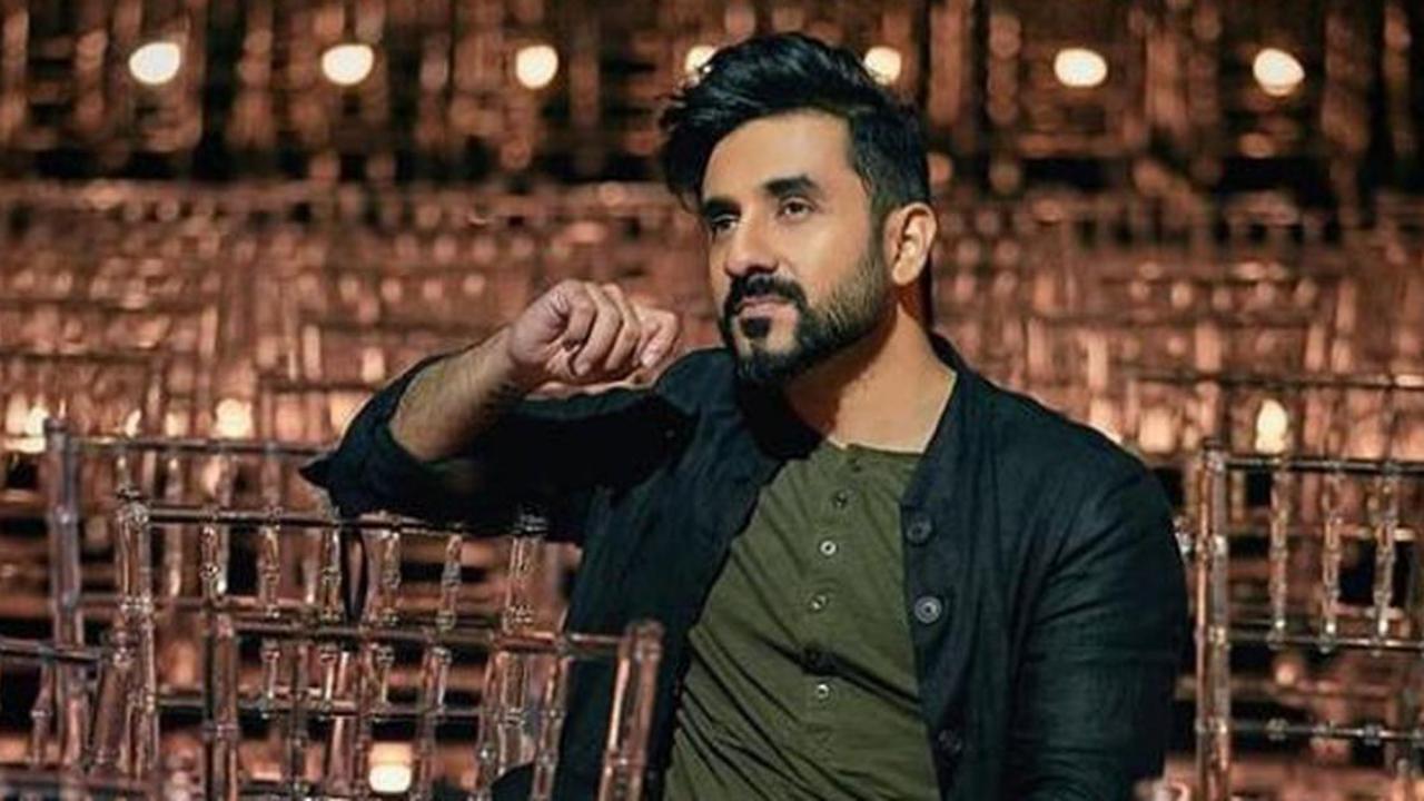 Vir Das reveals why India does not have comedians hosting awards 