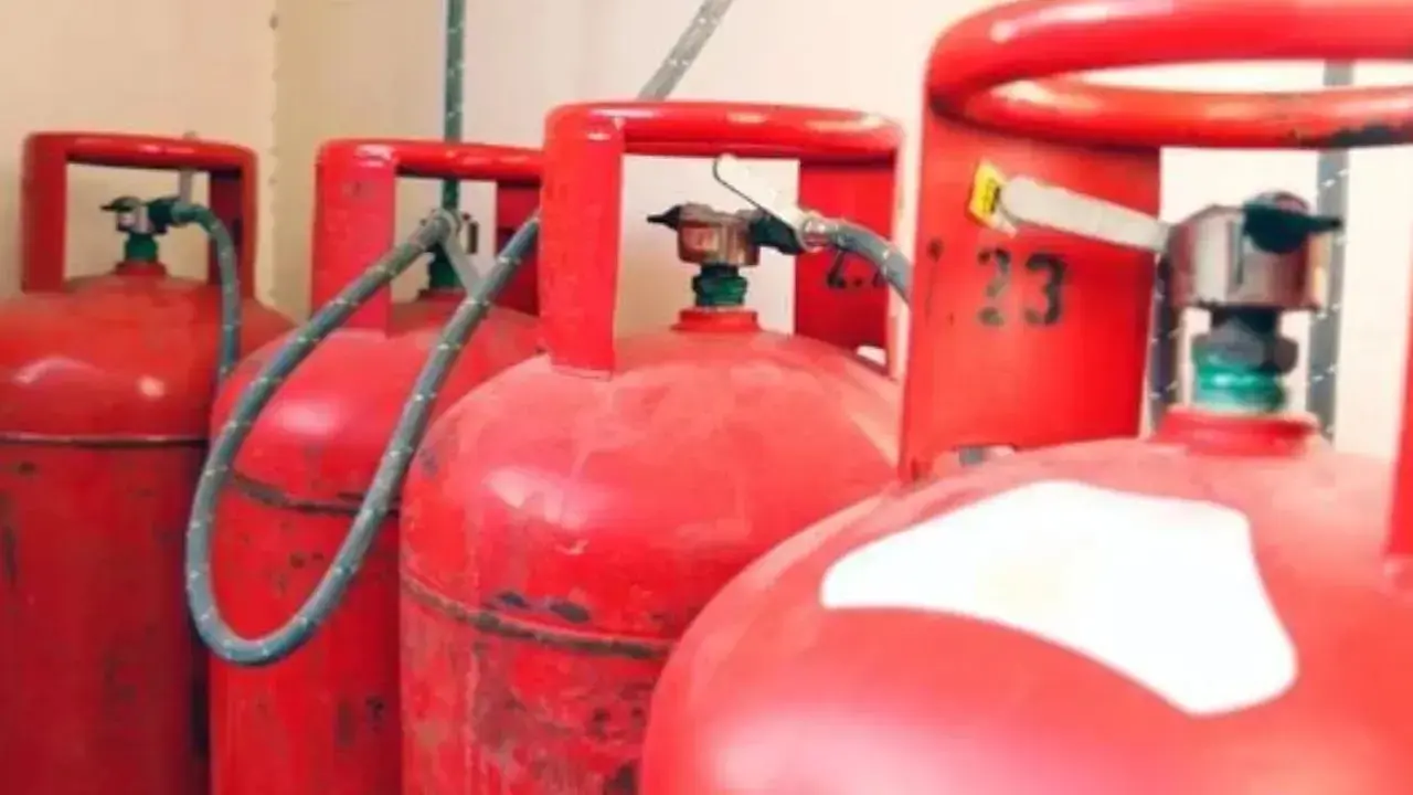 ​LPG crisis hit Thane, over 800 hotels and restaurants face possible shutdown 