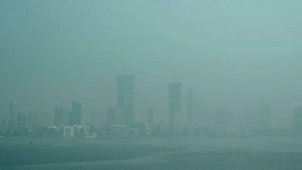 Mumbai weather updates: Warm Sunday with haze, AQI stays satisfactory