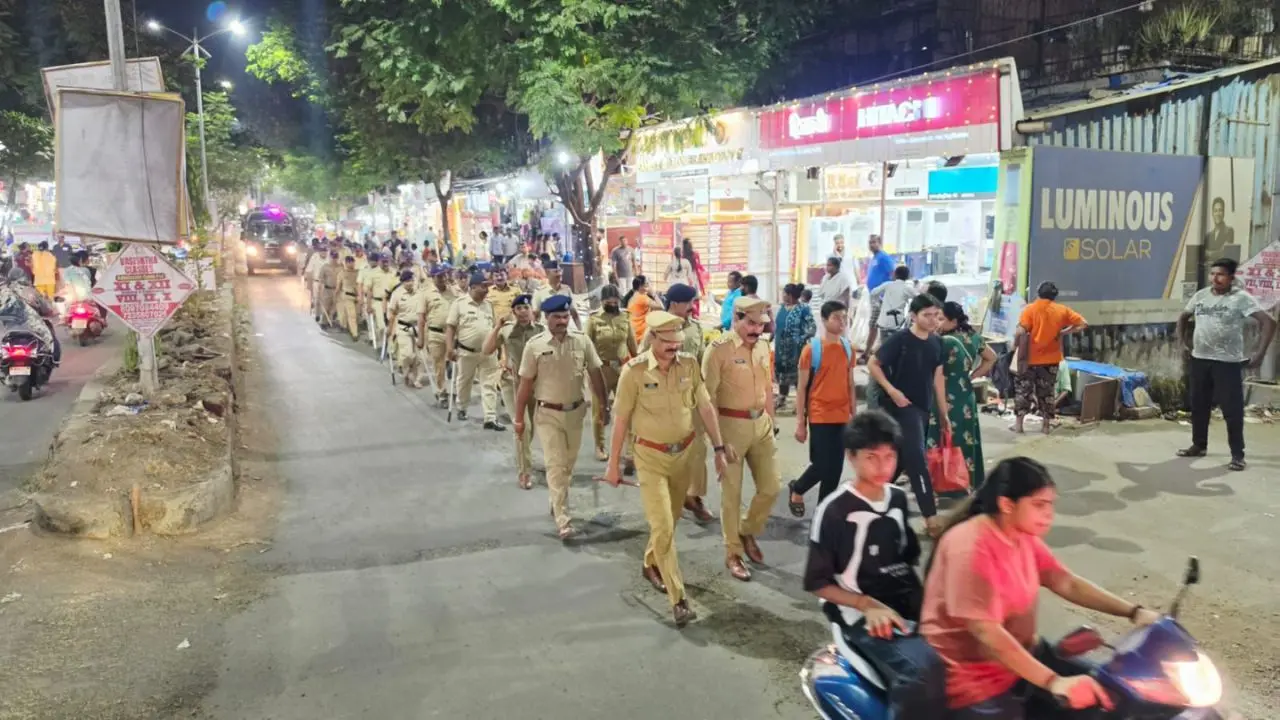 ​Manpada police conduct route march ahead of Ram Navami in Dombivli 