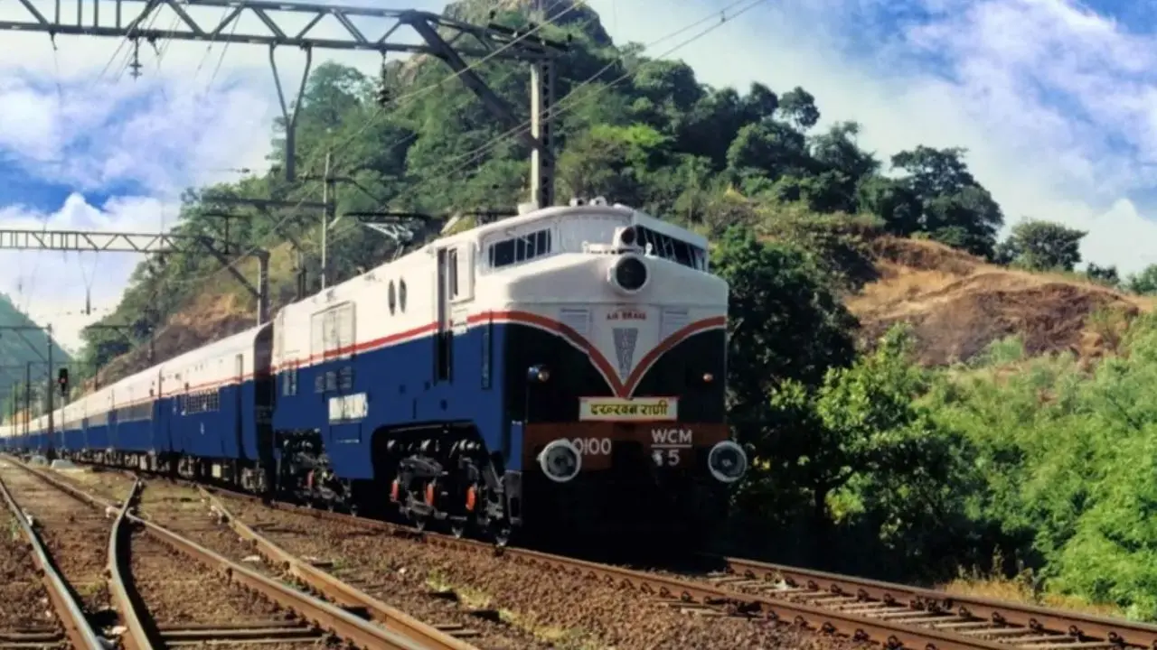 Central Railway announces Train Mahotsav for Deccan Queen