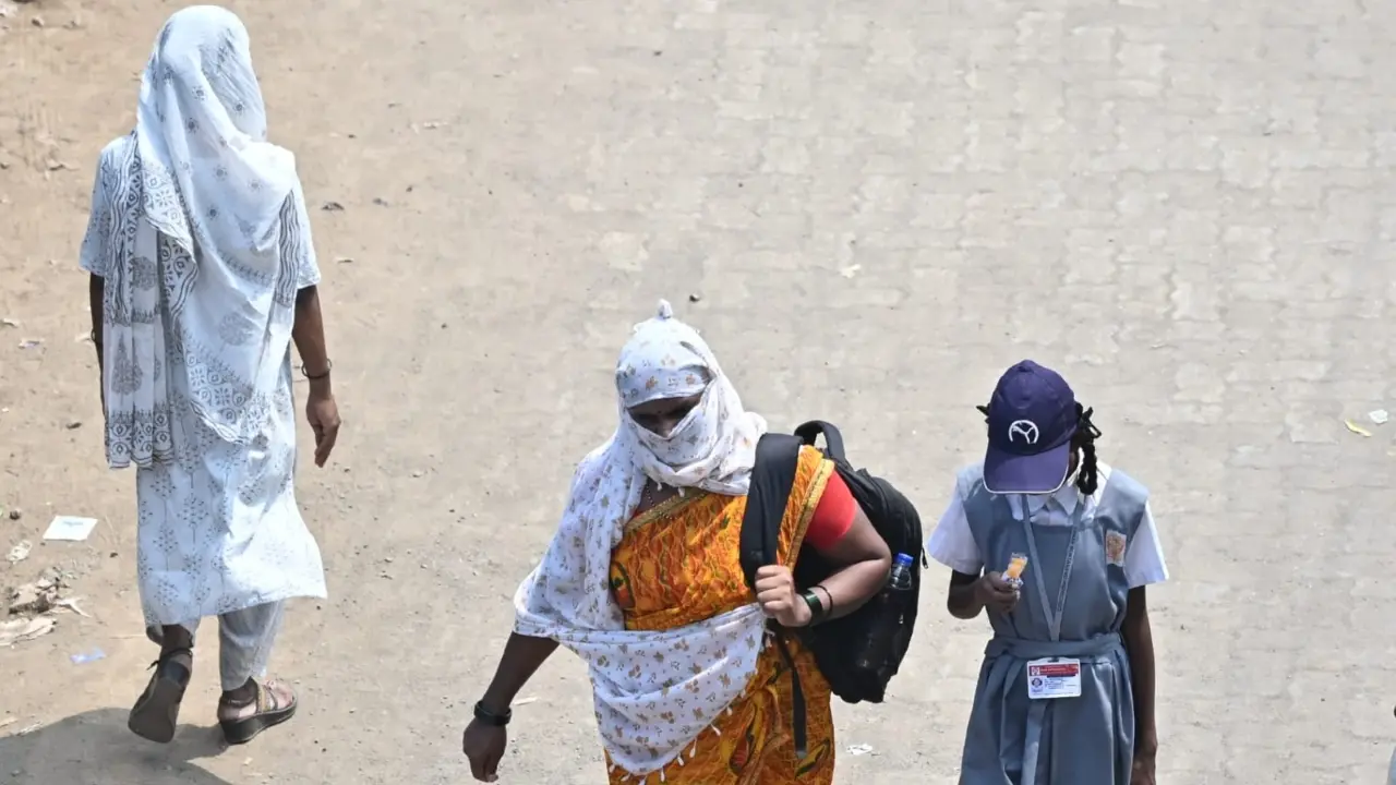 ​Mumbai weather: IMD predicts clear skies and heatwave conditions for city 