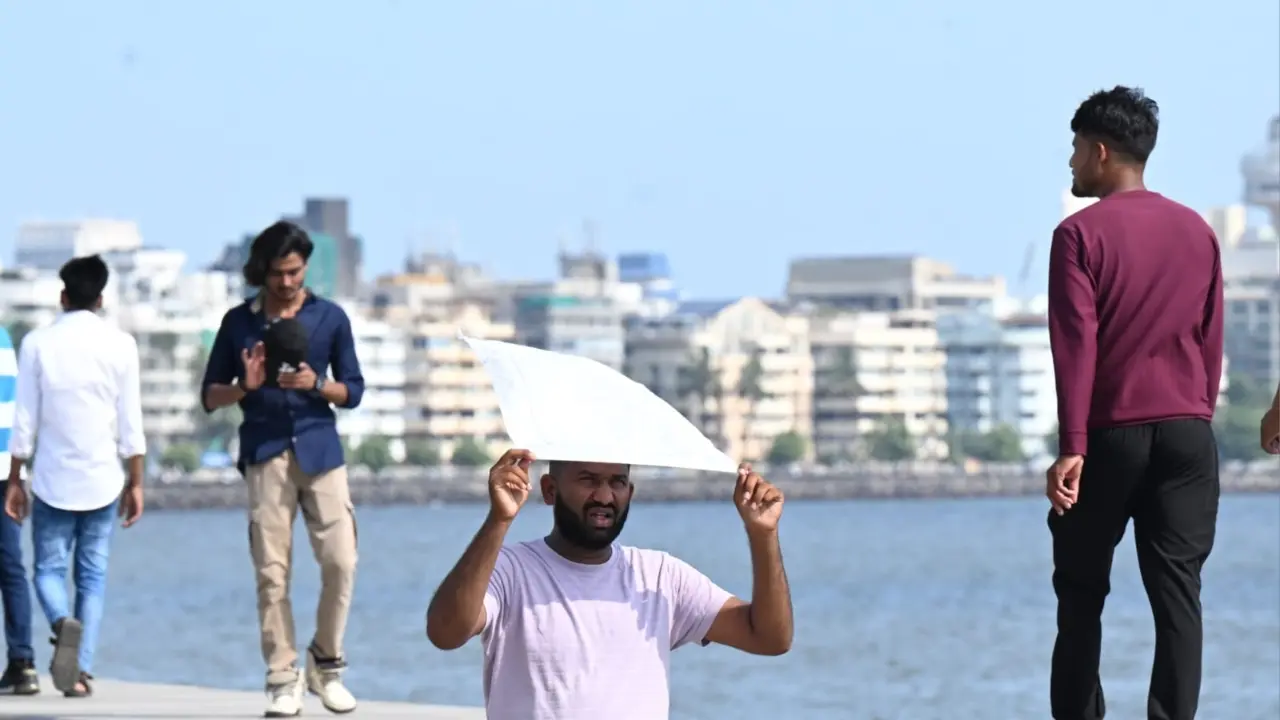​IMD forecasts clear skies, heatwave alert for Mumbai; AQI remains `Moderate` 