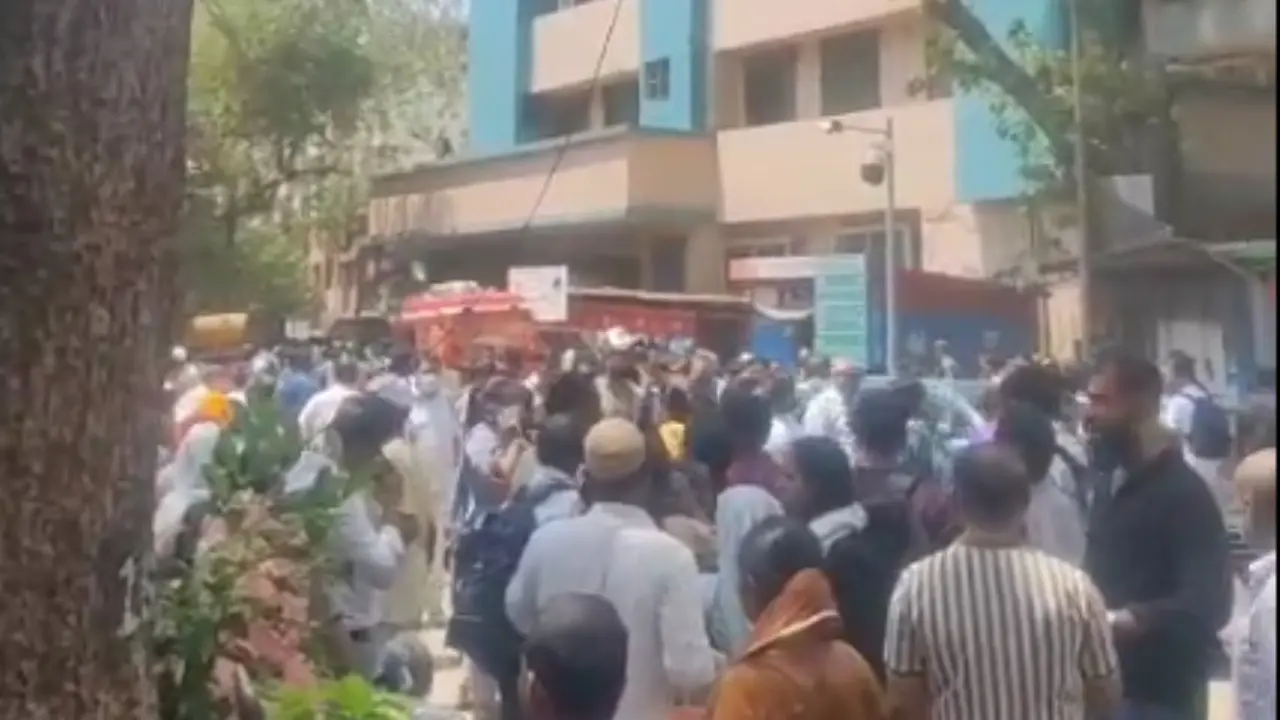 ​Fire breaks out at Sion hospital`s X-Ray department, no injuries reported 