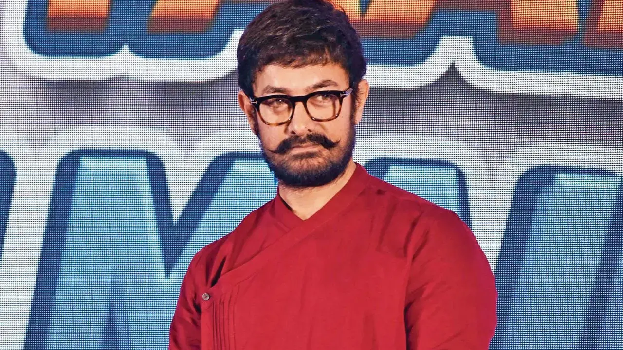 Ek Din: Aamir Khan moved to tears during special event of film 