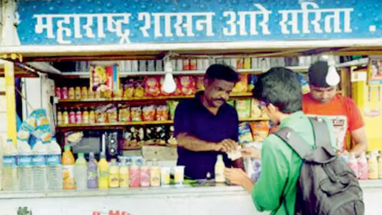 Citizens flag auto chaos, footpath hazards and bus delays across Mumbai