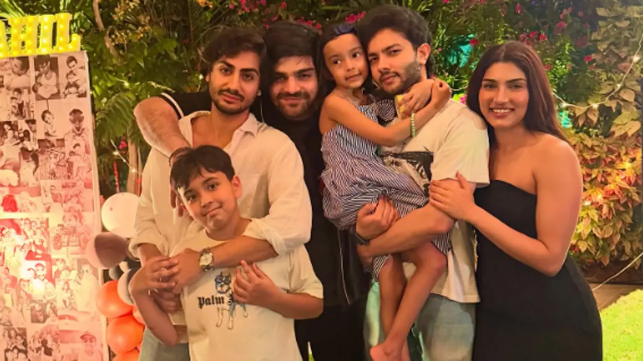 Salman Khan`s nephew Ahil Sharma poses with cousins , Atul Agnihotri shares pic 