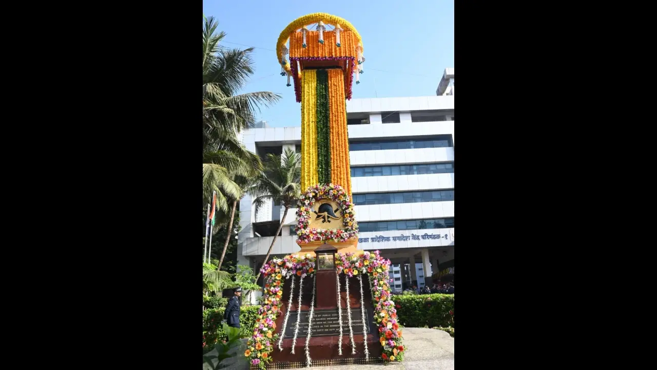 ​BMC honours fallen firefighters in Mumbai, marks start of Fire Service Week 