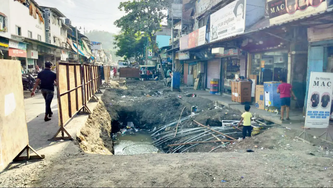 Is this road beyond redemption? Trombay residents flag 4 year road delay