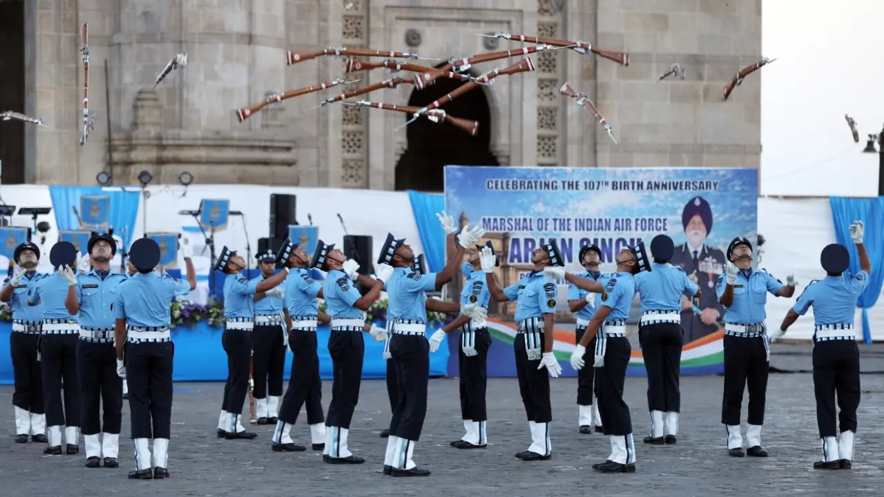 Mumbai: IAF marks 107th birth anniversary of Marshal Arjan Singh