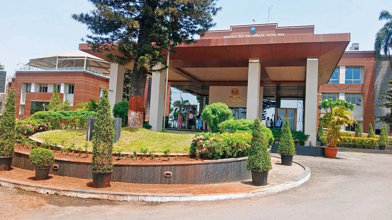 100pc waiver on charges announced as Strait of Hormuz tensions hit trade routes