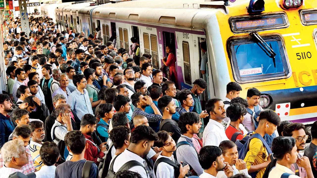 ​CR boosts commuter safety with 10 additional emergency medical rooms 