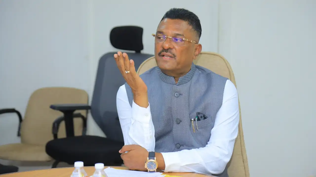 ​Literary bodies to train drivers in Marathi across Maharashtra: Pratap Sarnaik 