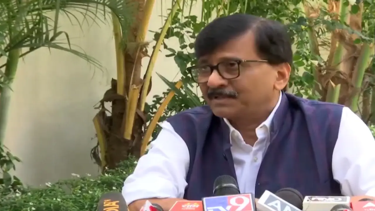 ​Sanjay Raut backs Rahul Gandhi’s claims of BJP-RSS ‘threat to Constitution` 