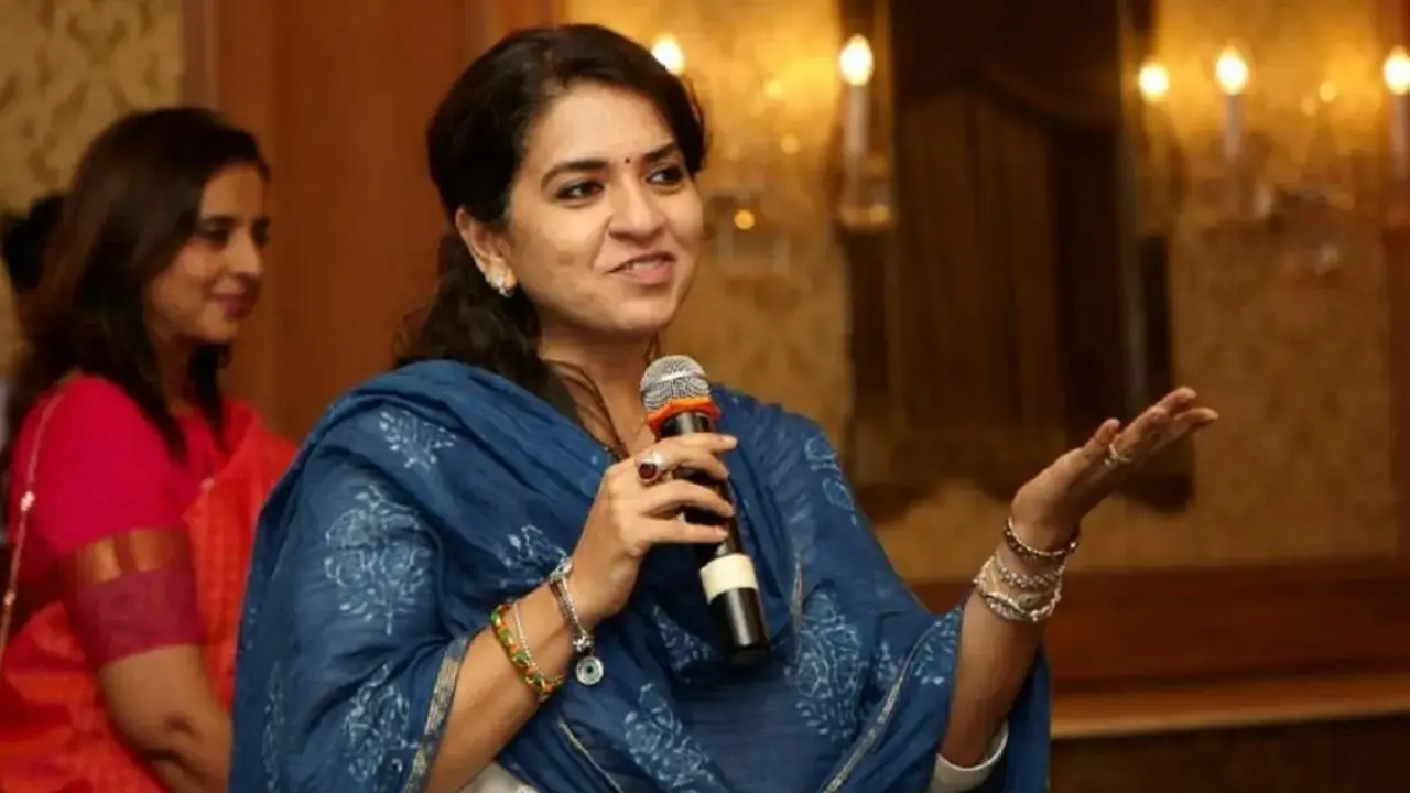 ​Shaina NC calls Sunetra Pawar’s Baramati by-election a referendum on performance 