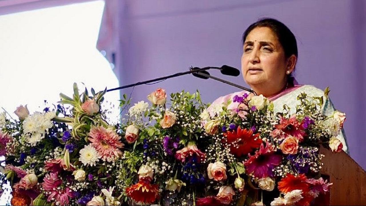 ​Baramati bypoll: Sunetra Pawar urges voters not to judge her by gender 