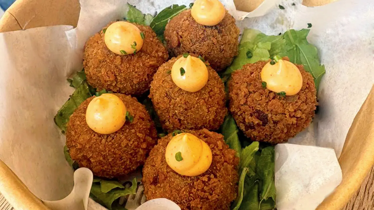 ​Indulge in this unique mushroom dish in Mumbai this week 