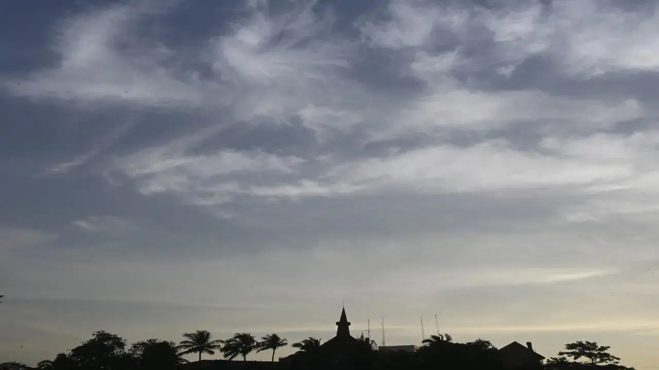 ​Mumbai`s AQI improves to 62 but remains in `satisfactory` category 