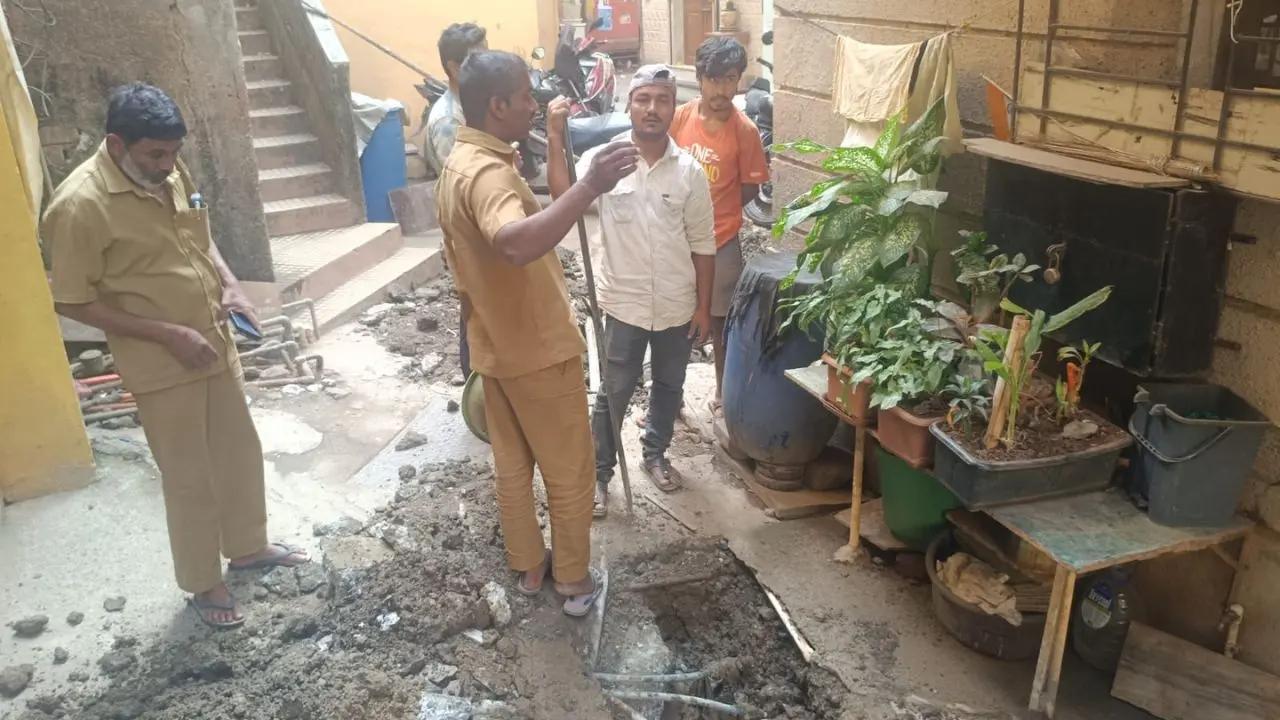 ​Khar Danda Koliwada residents battle daily water crisis amid rising temperatures 