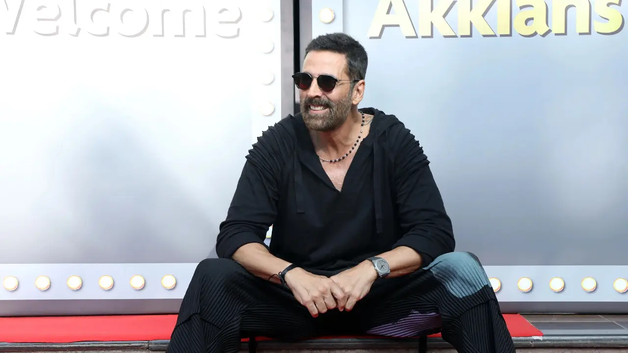 Wheel of Fortune: Akshay Kumar makes a contestant take a fitness vow