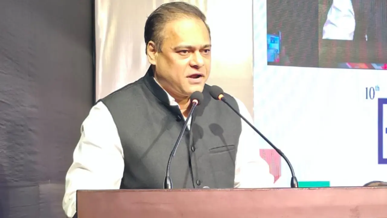 BJP expands its Mumbai `Mahila Morcha` team, announces list of 33 members