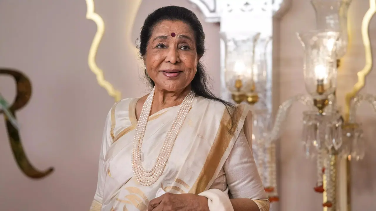 Asha Bhosle death: Legendary singer`s last wish goes viral 