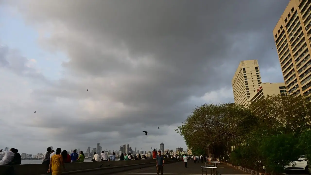 ​Mumbai weather update: City records AQI of 52; weather to remain partly cloudy 