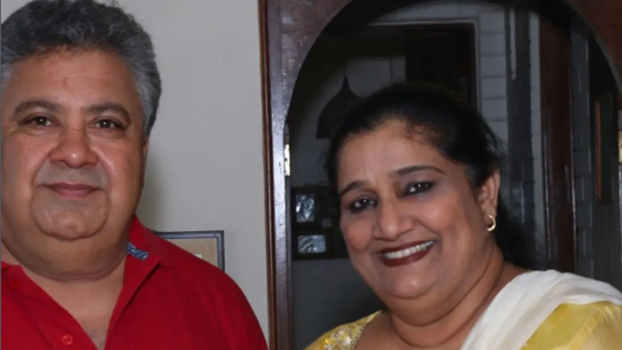 Seema Pahwa marks 39 years of engagement with Manoj Pahwa, shares throwback pic