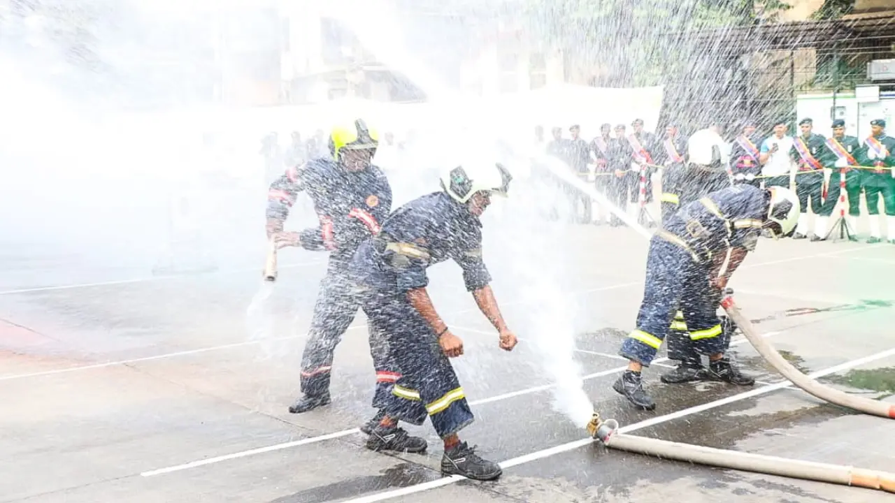 ​Mumbai Fire Service Week: Officials showcase breathtaking drills 