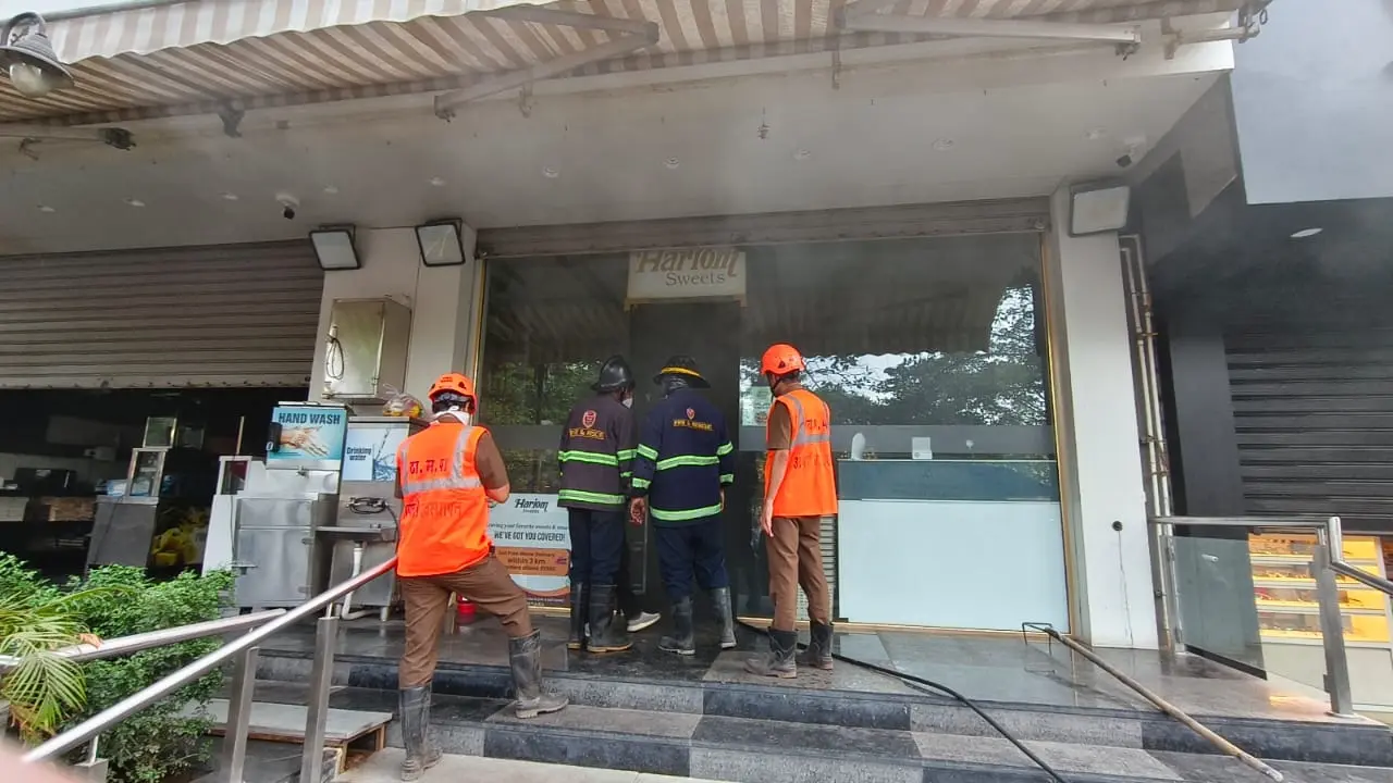​Fire breaks out at sweet shop in Thane, no injuries reported 