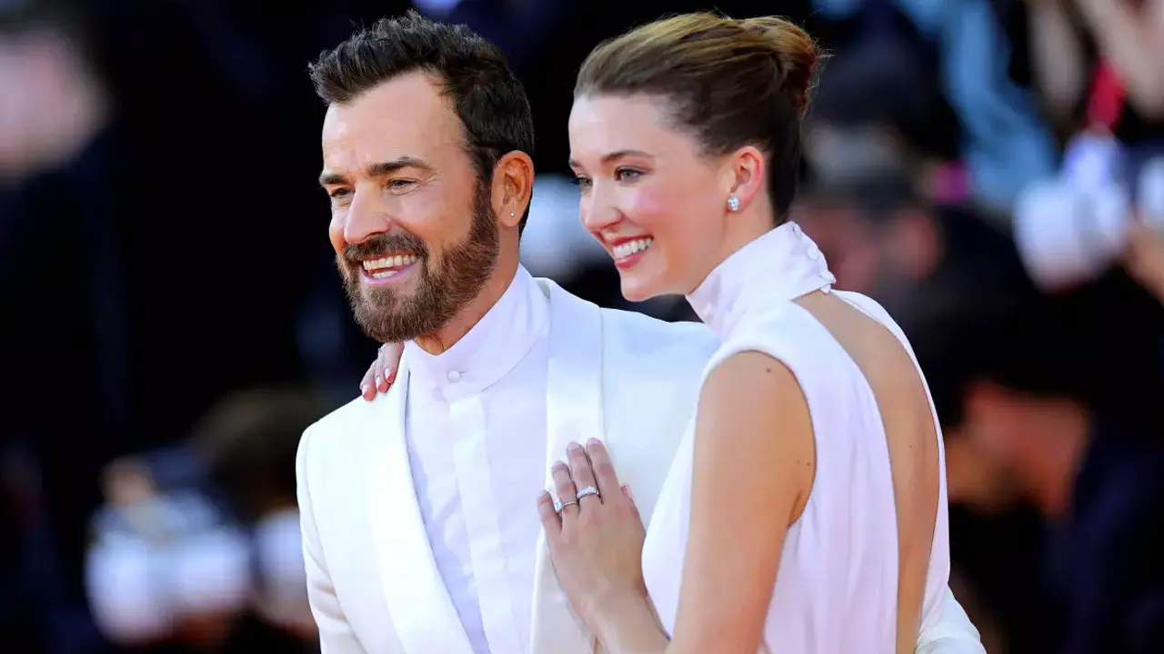 Justin Theroux says he`s `in heaven` after the birth of his son 