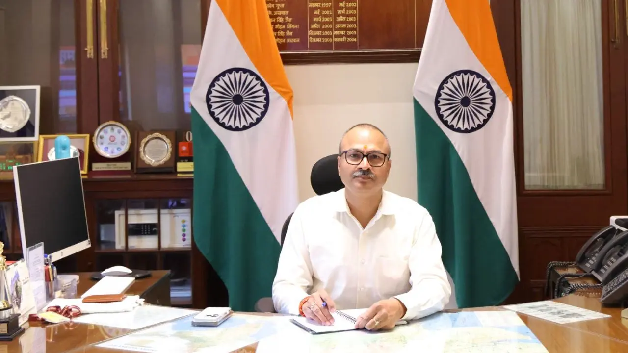 ​Ramashray Pandey appointed as General Manager of Western Railway 