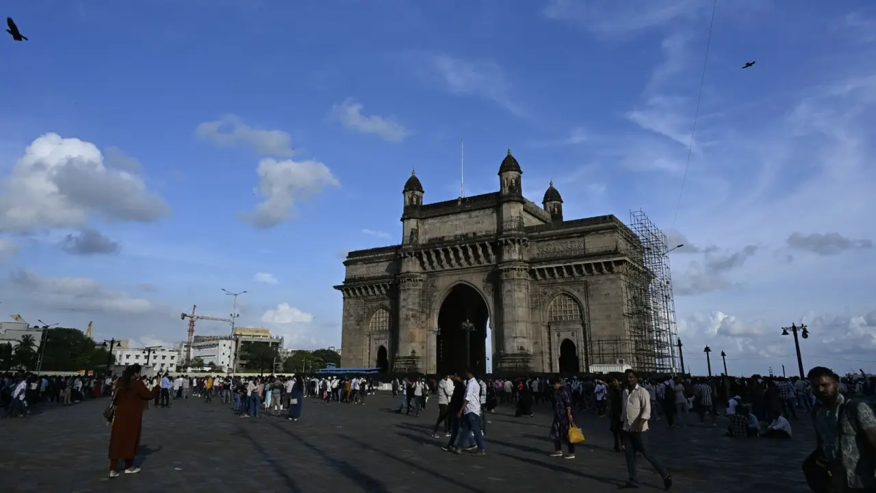 ​IMD predicts light rains, thundershowers in city, Thane and Raigad; AQI improves 