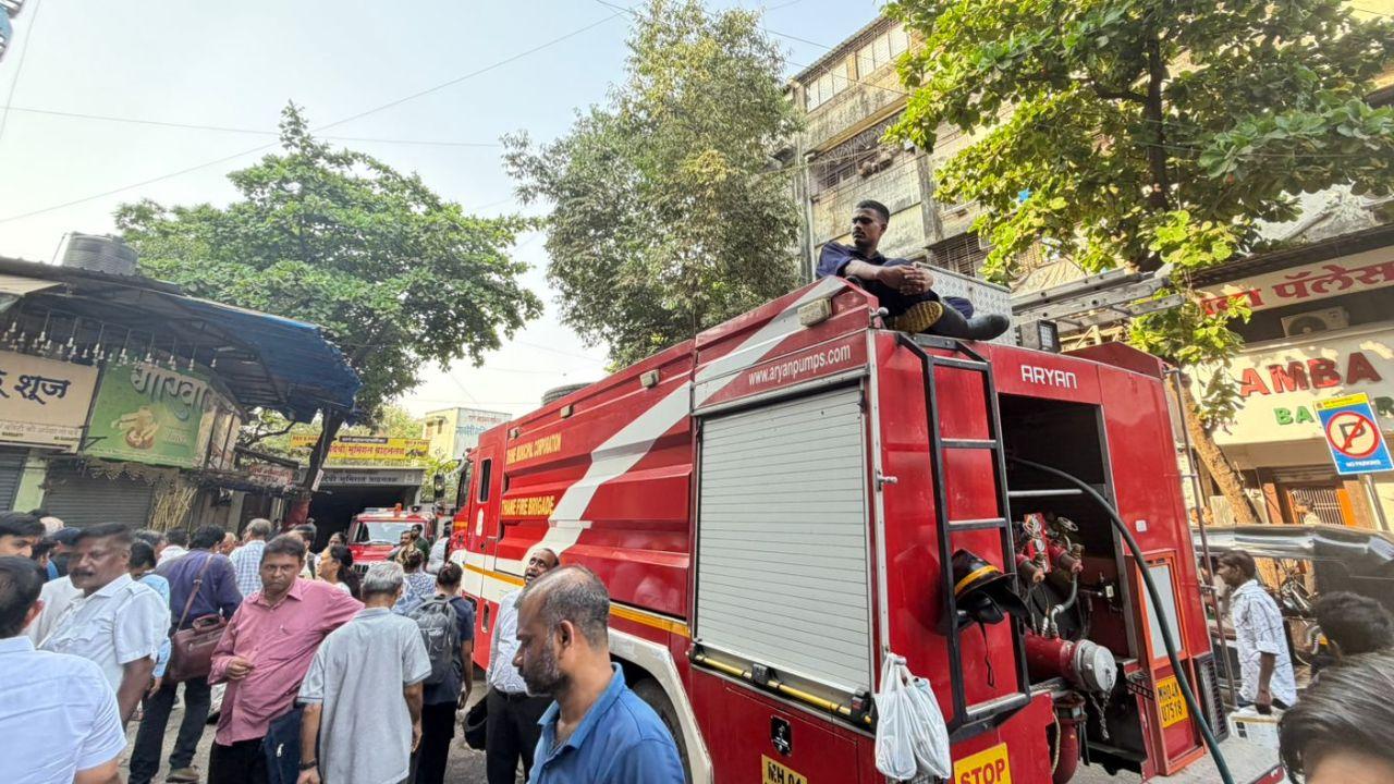 ​Thane Gaondevi market fire brought under control; Mayor pays tribute to deceased 